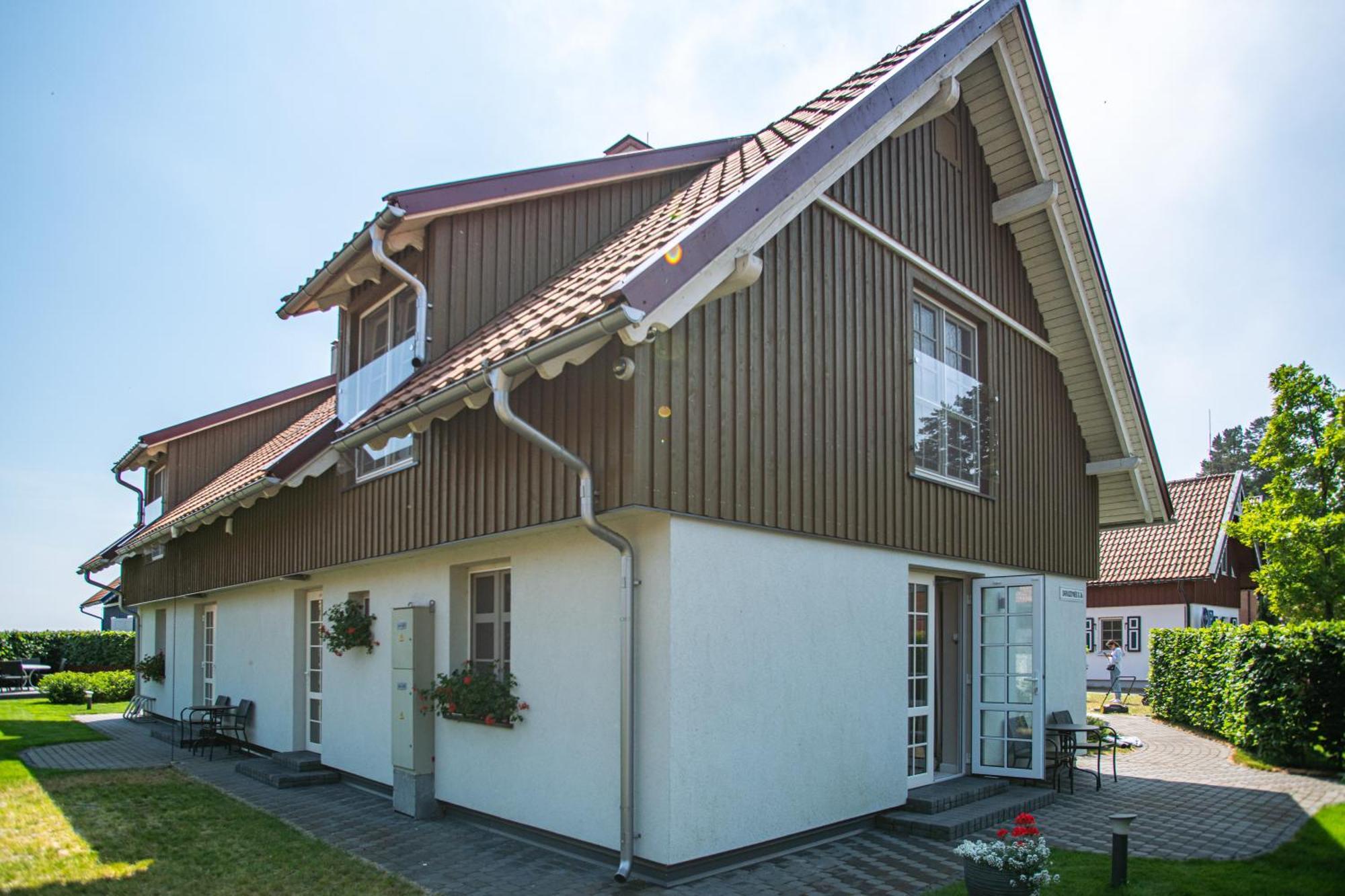 Villa Nida Exterior photo